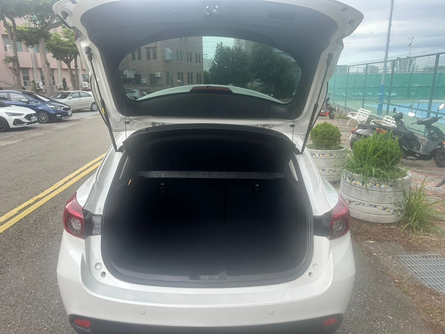 2016年Mazda 3 五門 2.0頂級型新車