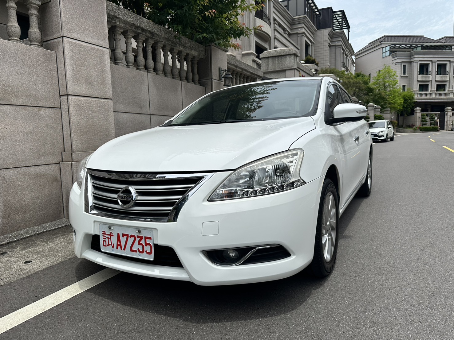 2016年Nissan Sentra 1.8 豪華版