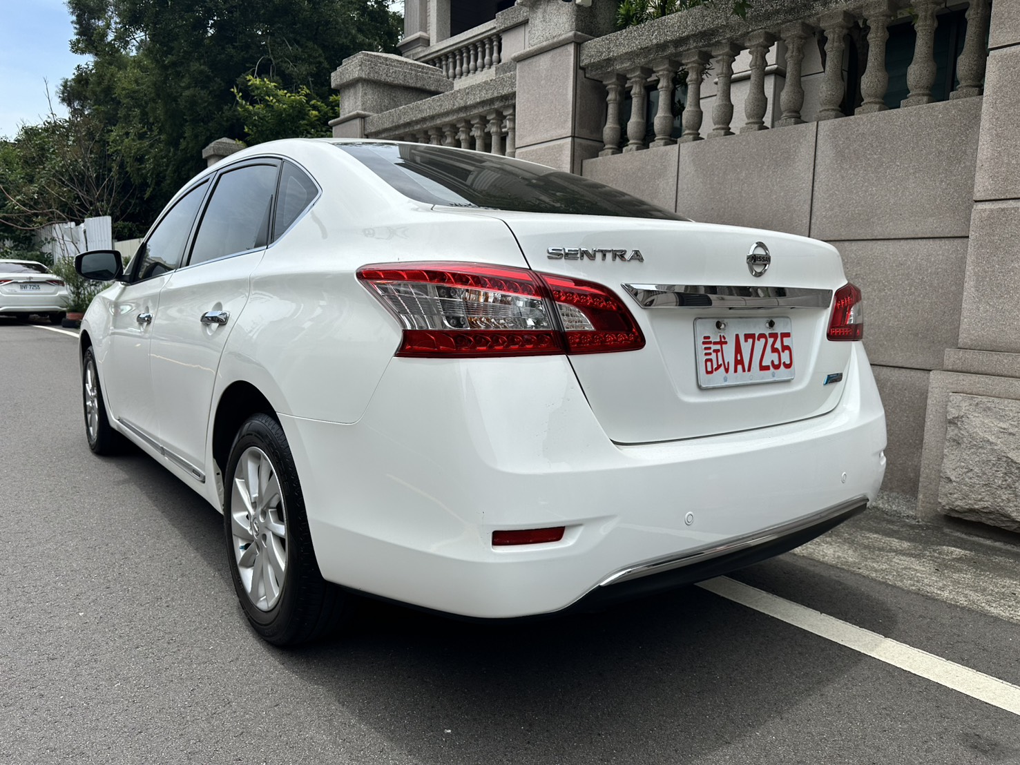 2016年Nissan Sentra 1.8 豪華版