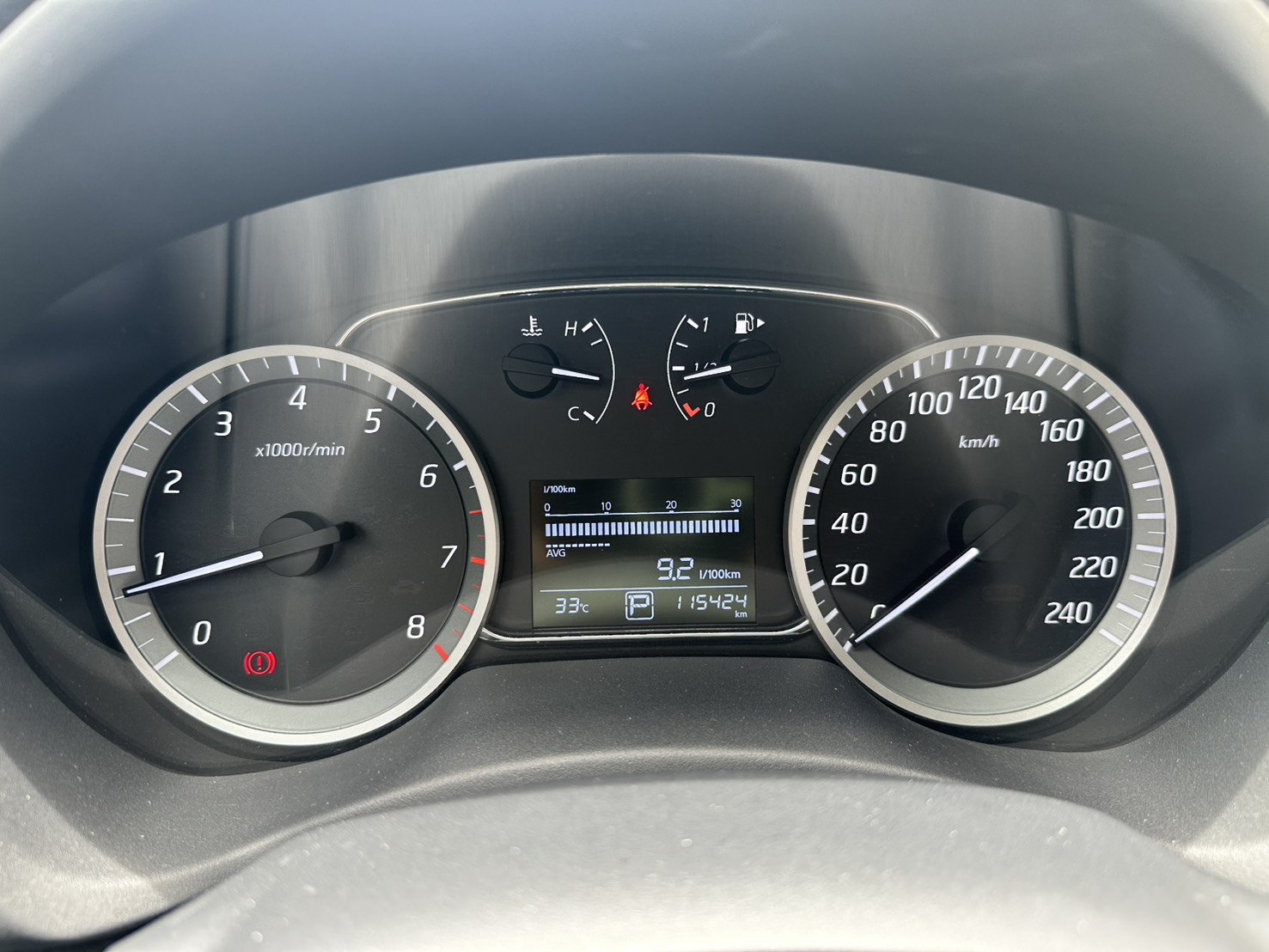 2016年Nissan Sentra 1.8 豪華版