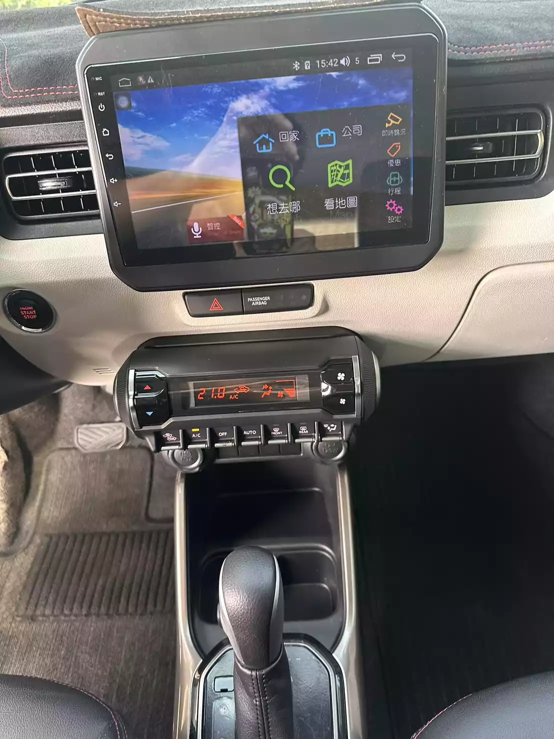 2019 Suzuki Ignis red