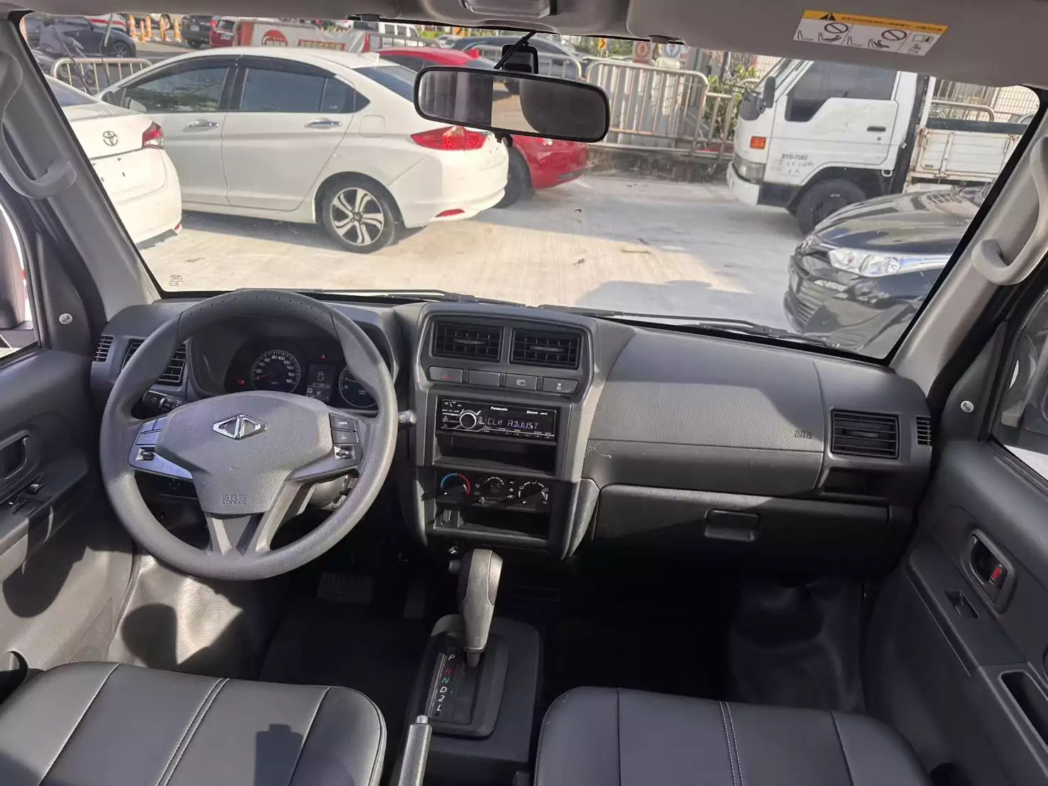 2023 Veryca A180 銀色