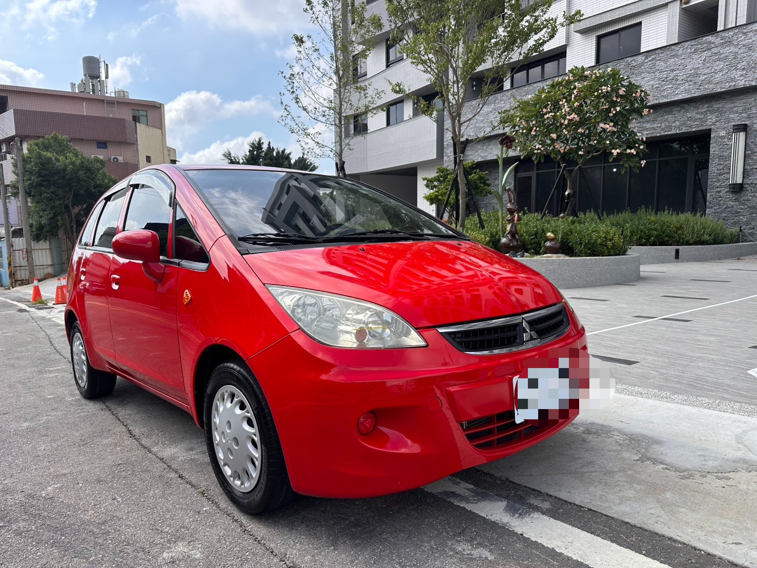 mitsubishi-colt-plus-1.6-2010年紅色