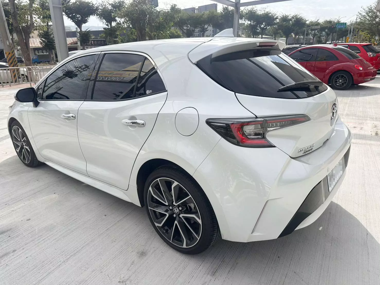 2020年TOYOTA Auris 旗艦版 2.0